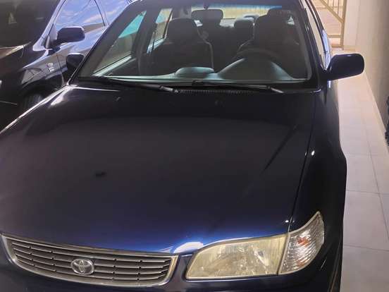 TOYOTA-COROLLA-1.8 XLI 16V GASOLINA 4P AUTOMÁTICO TOYOTA-COROLLA-2000