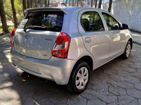 TOYOTA-ETIOS-1.3 X 16V FLEX 4P MANUAL TOYOTA-ETIOS-2014