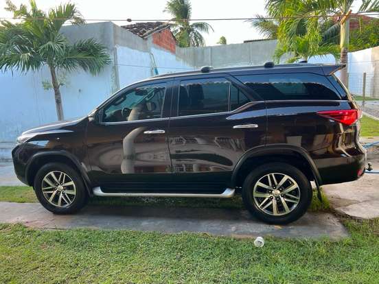 TOYOTA-HILUX SW4-2.8 SRX 4X4 16V TURBO INTERCOOLER DIESEL 4P AUTOMÁTICO TOYOTA-HILUX SW4-2018