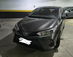 TOYOTA YARIS 1.3 16V FLEX XL LIVE MULTIDRIVE TOYOTA YARIS 1.3 16V FLEX XL LIVE MULTIDRIVE