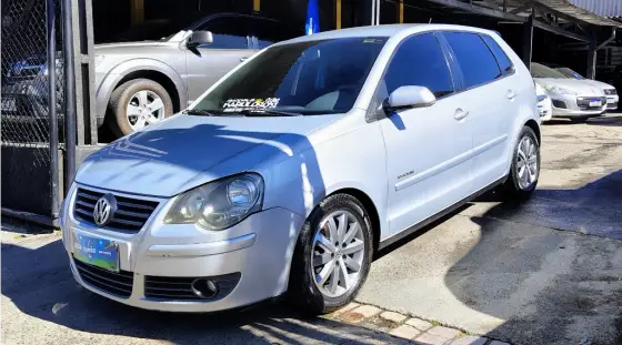VOLKSWAGEN POLO 1.6 MI SPORTLINE 8V FLEX 4P AUTOMATIZADO VOLKSWAGEN POLO 1.6 MI SPORTLINE 8V FLEX 4P AUTOMATIZADO