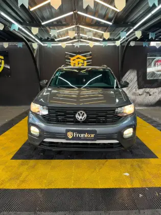 VOLKSWAGEN T-CROSS 1.0 200 TSI TOTAL FLEX AUTOMÁTICO VOLKSWAGEN T-CROSS 1.0 200 TSI TOTAL FLEX AUTOMÁTICO