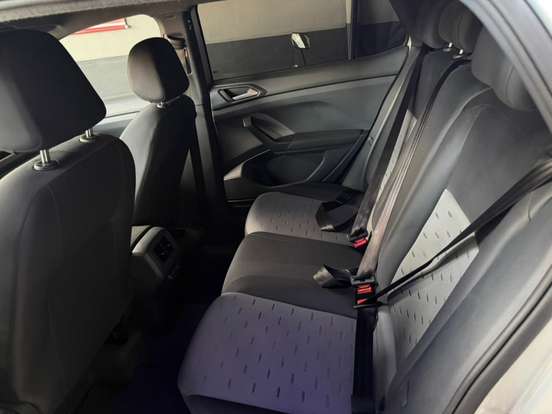 VOLKSWAGEN-T-CROSS-2022