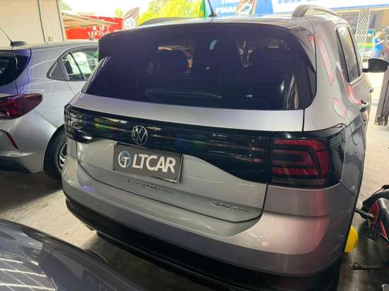 VOLKSWAGEN-T-CROSS-2022
