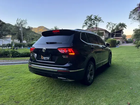 VOLKSWAGEN TIGUAN 2.0 350 TSI GASOLINA ALLSPACE R-LINE 4MOTION DSG VOLKSWAGEN TIGUAN 2.0 350 TSI GASOLINA ALLSPACE R-LINE 4MOTION DSG