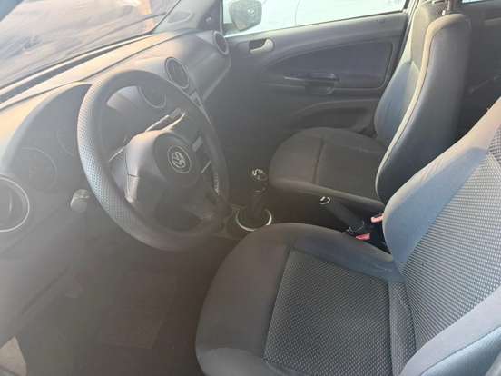 VOLKSWAGEN-VOYAGE-2014