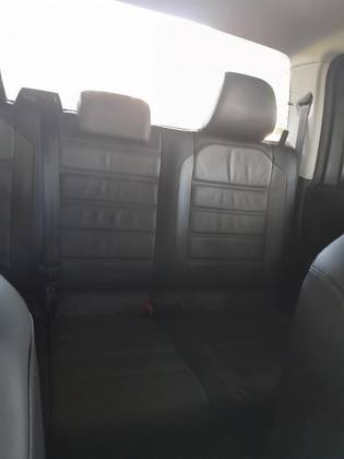 VOLKSWAGEN AMAROK 2.0 HIGHLINE 4X4 CD 16V TURBO INTERCOOLER DIESEL 4P AUTOMÁTICO