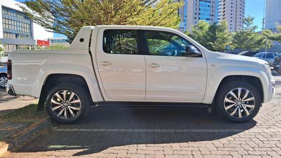 VOLKSWAGEN-AMAROK-2019