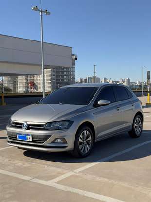 VOLKSWAGEN-POLO-2018