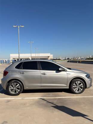 VOLKSWAGEN-POLO-2018