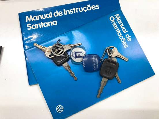 VOLKSWAGEN-SANTANA-1986