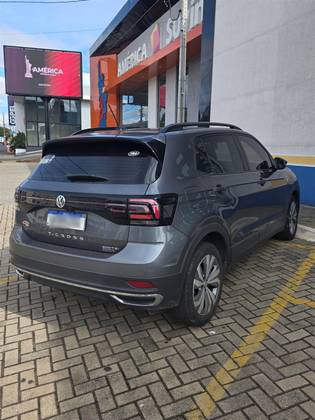 VOLKSWAGEN T-CROSS 1.0 200 TSI TOTAL FLEX COMFORTLINE AUTOMÁTICO