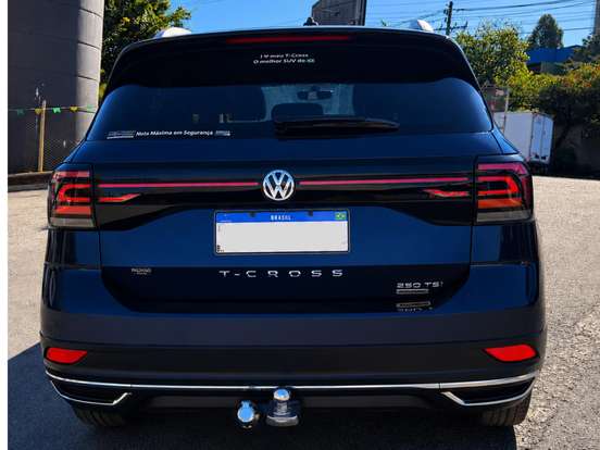 VOLKSWAGEN-T-CROSS-1.4 250 TSI TOTAL FLEX HIGHLINE AUTOMÁTICO VOLKSWAGEN-T-CROSS-2019