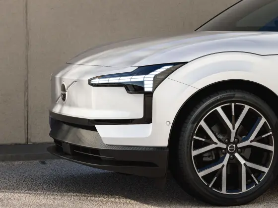 VOLVO EX30 69 KW ELÉTRICO PERFORMANCE ULTRA