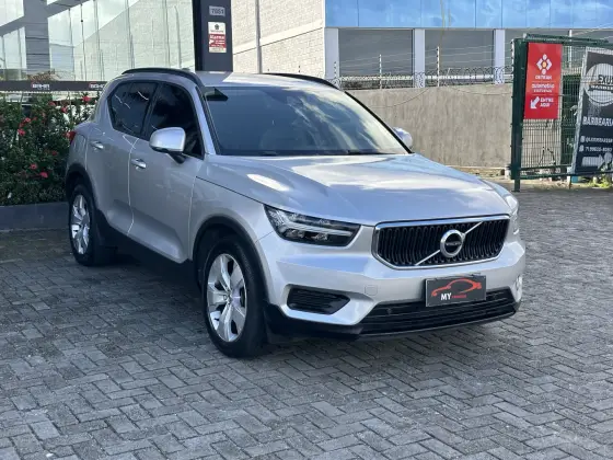 VOLVO XC40 2.0 T4 GASOLINA GEARTRONIC VOLVO XC40 2.0 T4 GASOLINA GEARTRONIC