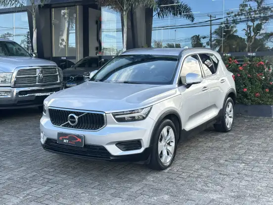 VOLVO-XC40-2.0 T4 GASOLINA GEARTRONIC VOLVO-XC40-2018