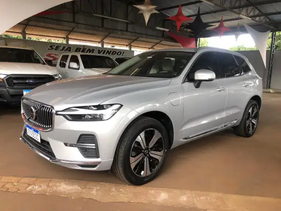 VOLVO-XC60-2022