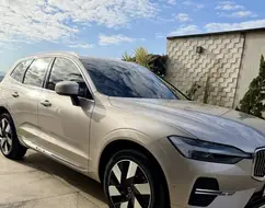 VOLVO XC60 2.0 T8 RECHARGE ULTIMATE DARK AWD GEARTRONIC VOLVO XC60 2.0 T8 RECHARGE ULTIMATE DARK AWD GEARTRONIC