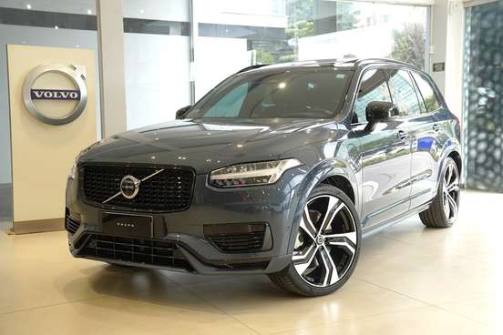 VOLVO-XC90-2024