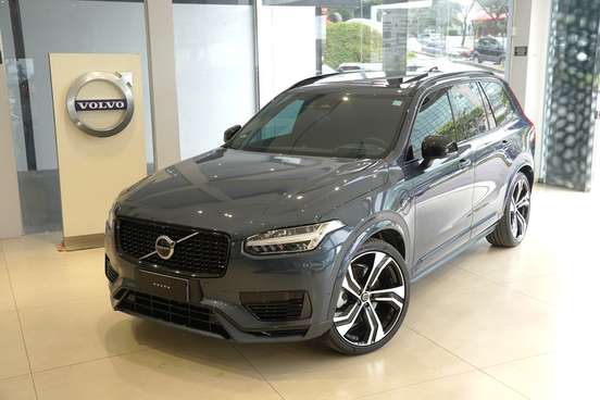 VOLVO-XC90-2024