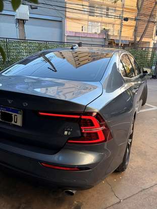 VOLVO-S60-2019
