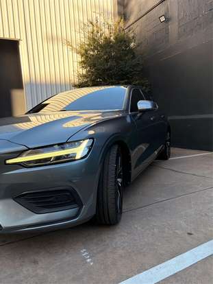 VOLVO-S60-2019