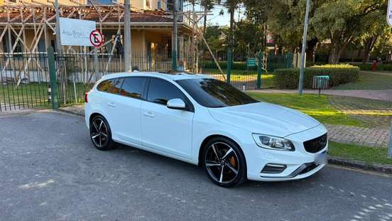 VOLVO-V60-3.0 T6 R DESIGN 24V TURBO GASOLINA 4P AUTOMÁTICO VOLVO-V60-2014
