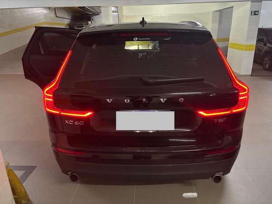 VOLVO-XC60-2.0 T8 HYBRID MOMENTUM AWD GEARTRONIC VOLVO-XC60-2020