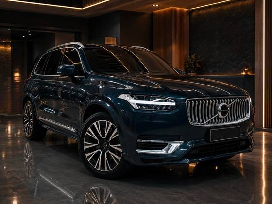 VOLVO XC90 2.0 T8 HYBRID MOMENTUM AWD GEARTRONIC