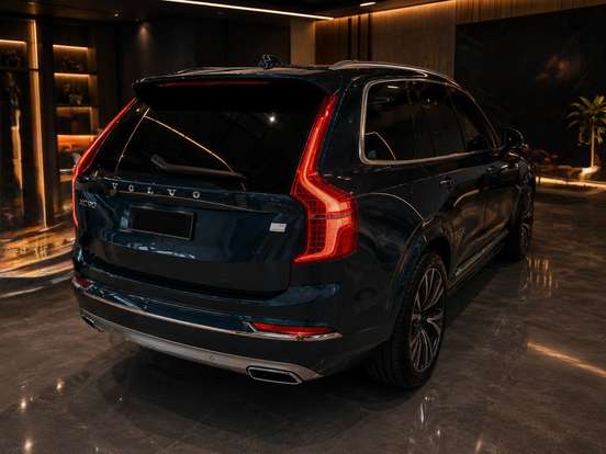 VOLVO-XC90-2021