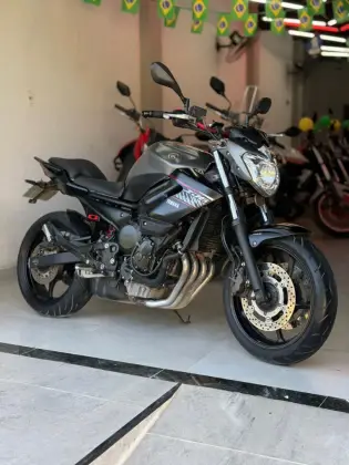 YAMAHA XJ6 N ABS 