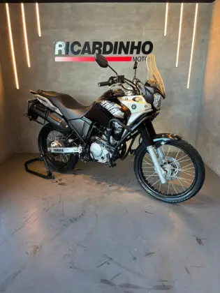 YAMAHA XTZ 250 TÉNÉRÉ BLUEFLEX YAMAHA XTZ 250 TÉNÉRÉ BLUEFLEX