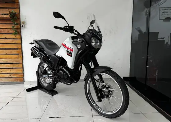 YAMAHA XTZ 250 TÉNÉRÉ YAMAHA XTZ 250 TÉNÉRÉ