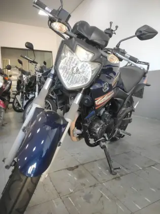 YAMAHA YS 250 FAZER YAMAHA YS 250 FAZER