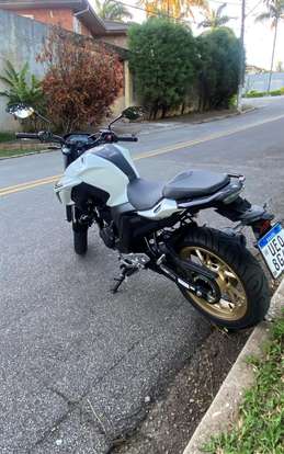 YAMAHA-FZ25 FAZER CONNECTED ABS-2025
