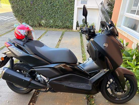 YAMAHA-XMAX 250 CONNECTED ABS-2025