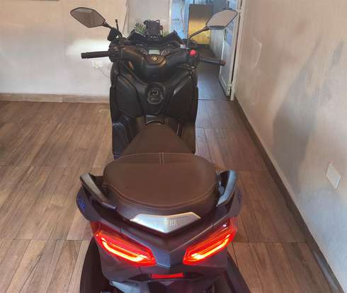 YAMAHA-XMAX ABS-2024