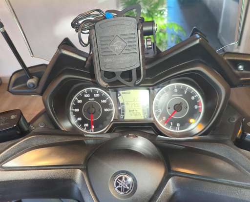 YAMAHA-XMAX ABS-2024