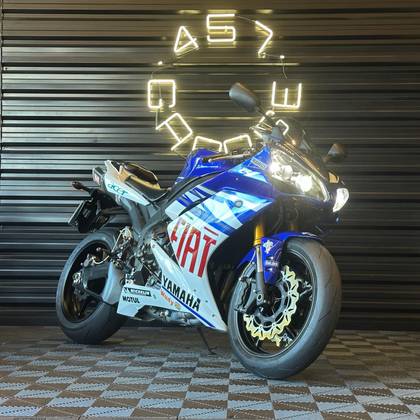 YAMAHA YZF R1 