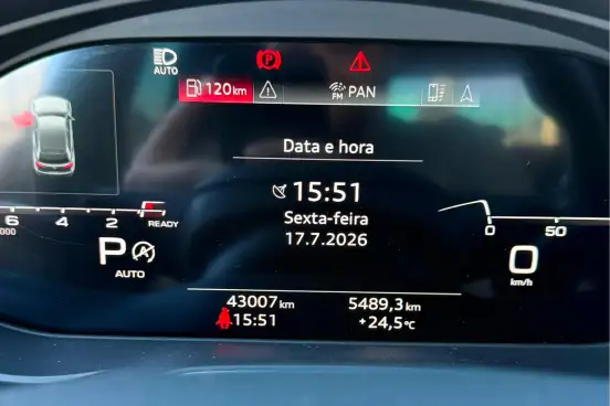 AUDI-Q5-2022
