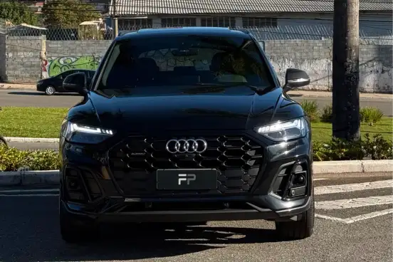 AUDI-Q5-2022