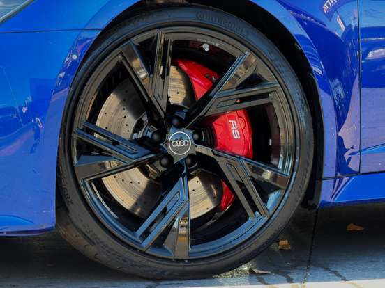 AUDI-RS6-2022