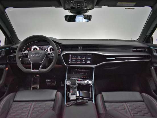 AUDI-RS6-2024