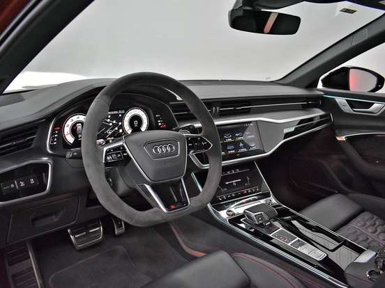 AUDI-RS6-2024