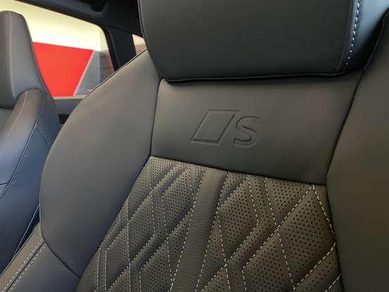 AUDI-SQ5-3.0 V6 TFSI GASOLINA QUATTRO S TRONIC AUDI-SQ5-2025