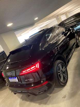 AUDI-Q5-2022