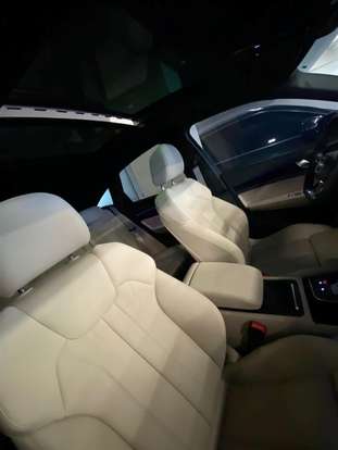 AUDI-Q5-2022