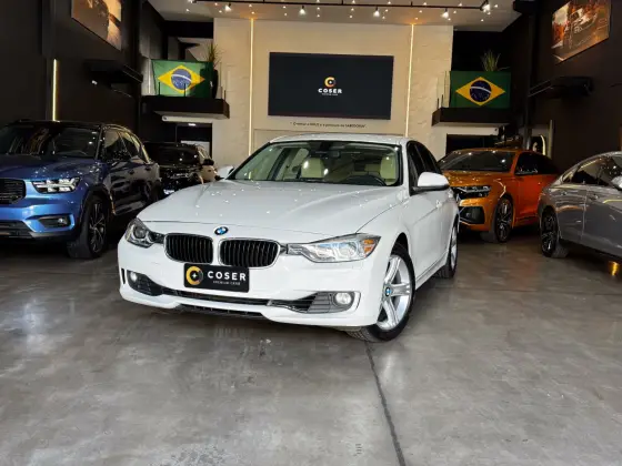 BMW 320i 2.0 16V TURBO ACTIVE FLEX 4P AUTOMÁTICO BMW 320i 2.0 16V TURBO ACTIVE FLEX 4P AUTOMÁTICO