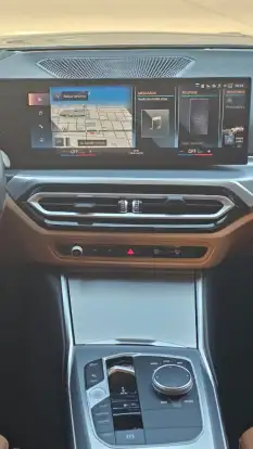 BMW-320i-2022