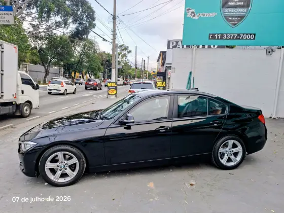 BMW 320i 2.0 16V TURBO GASOLINA 4P AUTOMÁTICO BMW 320i 2.0 16V TURBO GASOLINA 4P AUTOMÁTICO